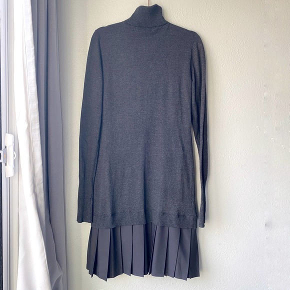 Soft Surroundings Chloe Gray Turtleneck Sweater Dress Pleated Skirt Tall Small - Picture 9 of 11
